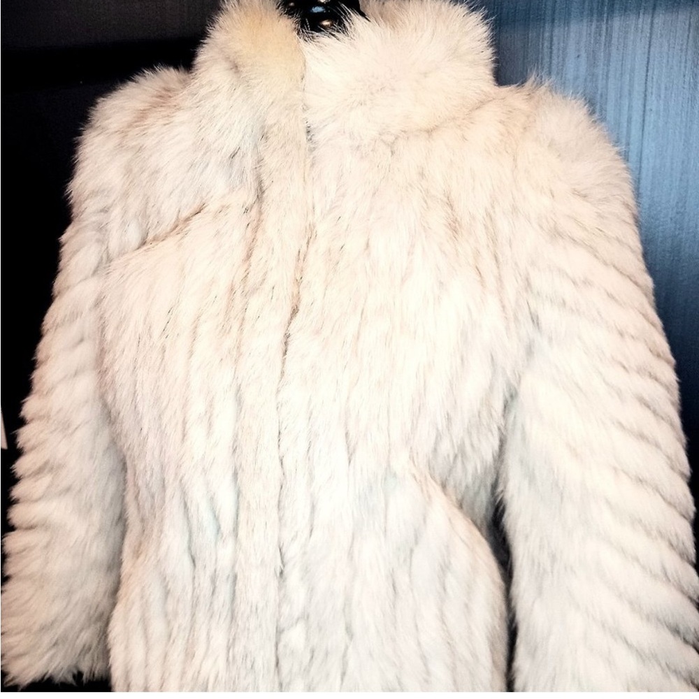 SAGA real fox fur coat really good condition